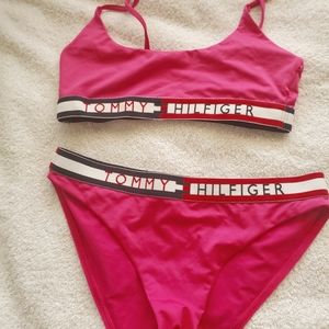 Tommy Hilfiger Kini